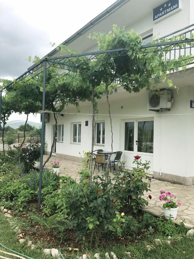 Apartments Nena Lozovac Ngoại thất bức ảnh