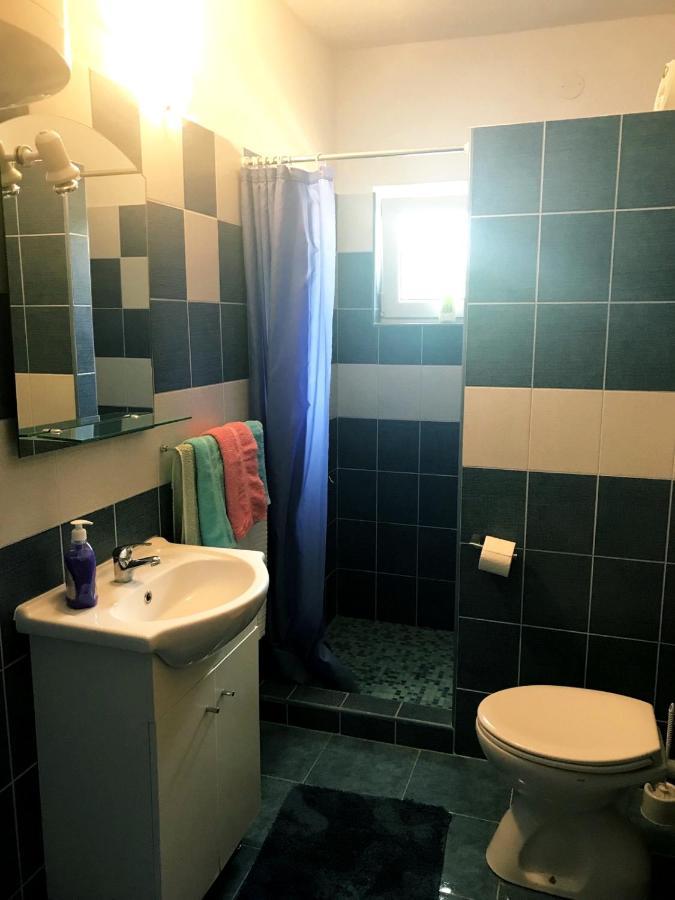Apartments Nena Lozovac Ngoại thất bức ảnh
